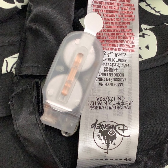 Nightmare before Christmas Glow in the Dark Dinner Jacket W Bow Tie SZ S/M NWT - Picture 15 of 16